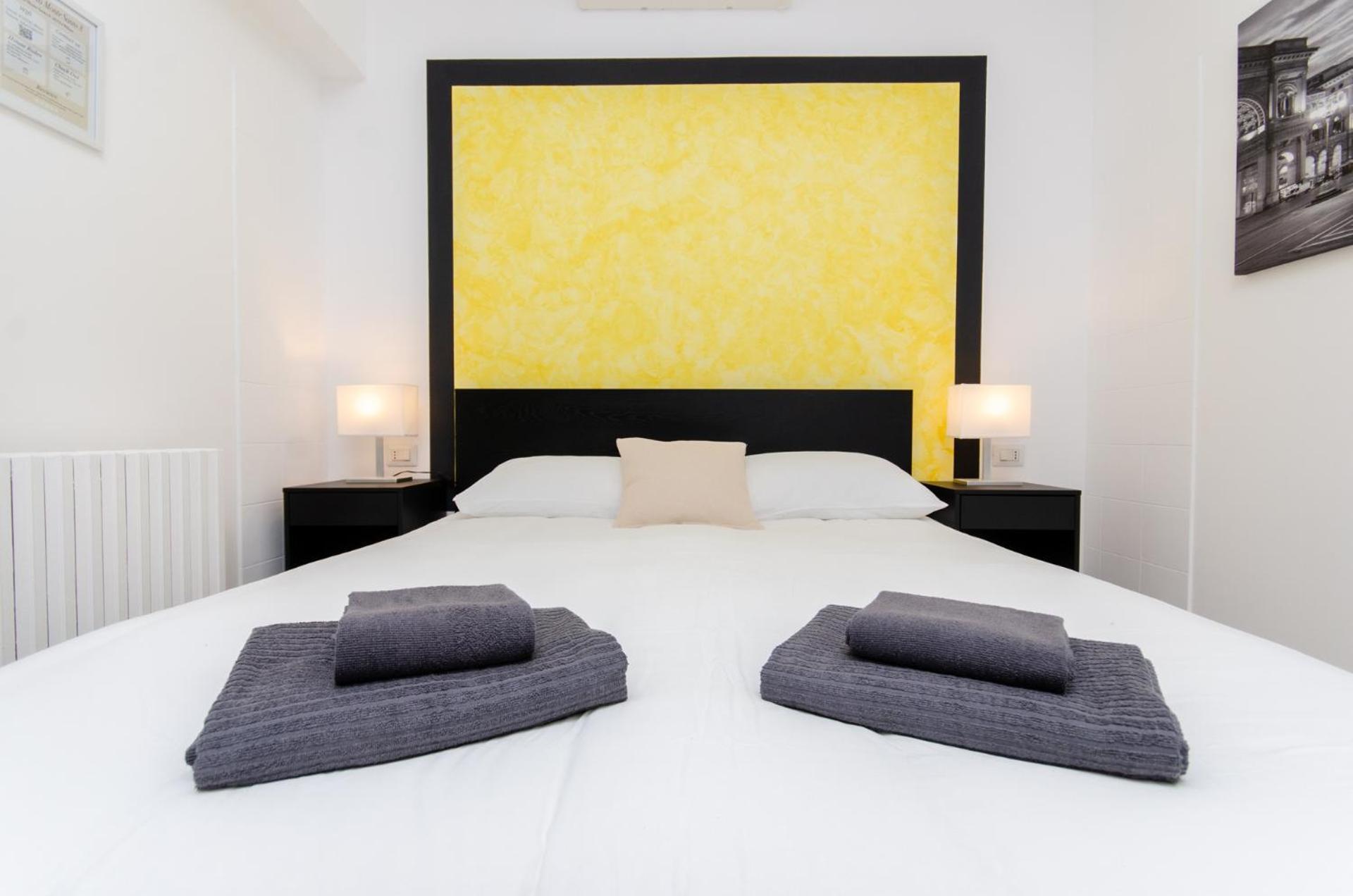 Yellow Room Milan Bagian luar foto