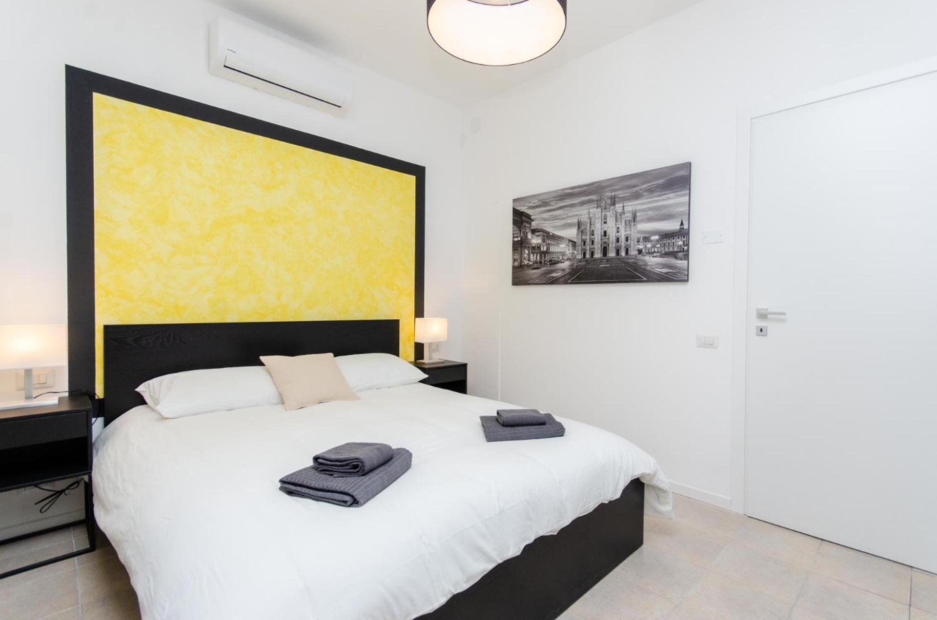 Yellow Room Milan Bagian luar foto