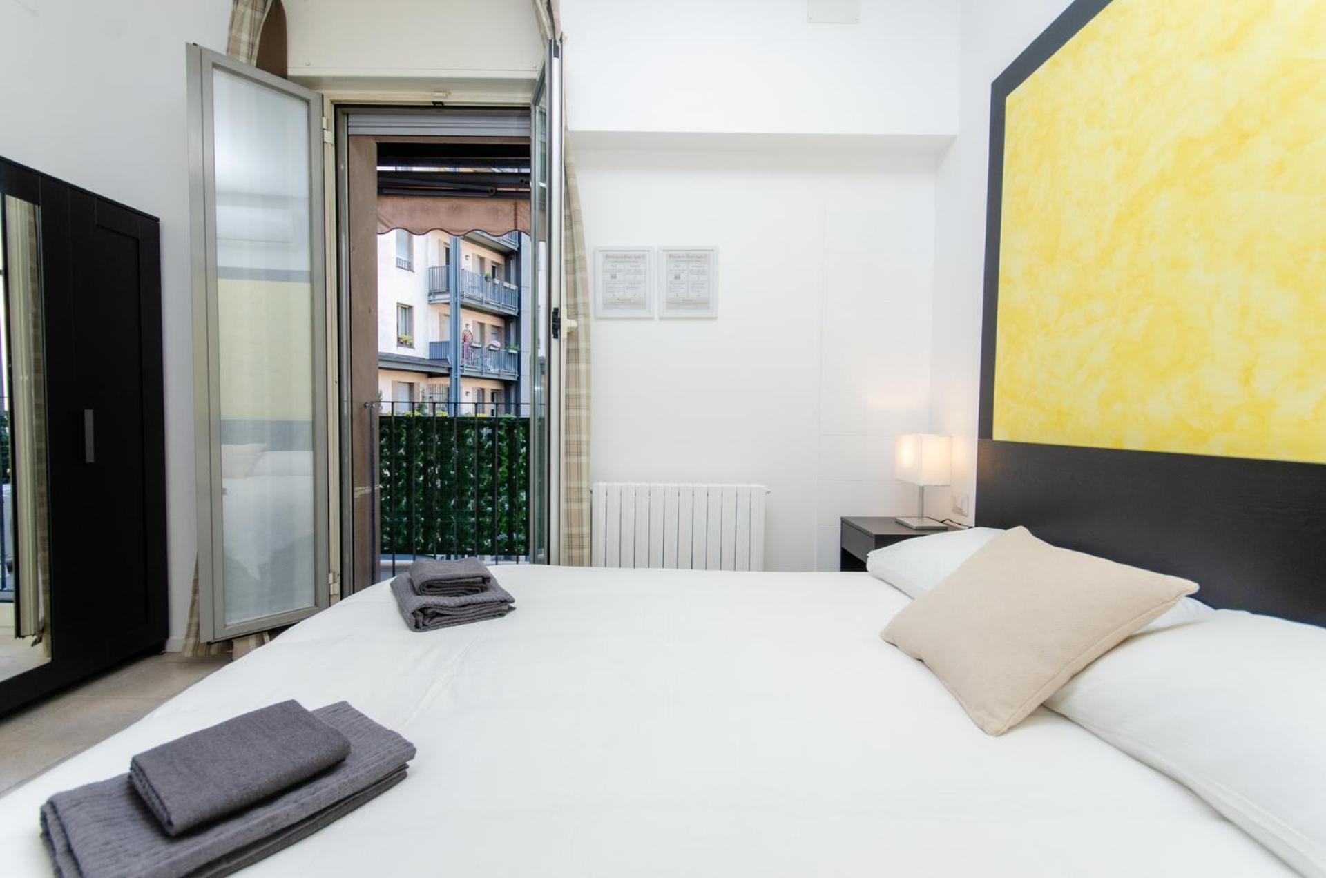Yellow Room Milan Bagian luar foto